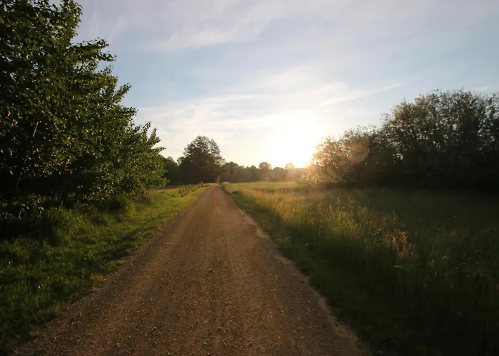Gruene Farm - Ost * Burg Kauper