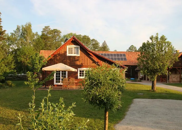 Gruene Farm - Ost Burg Kauper