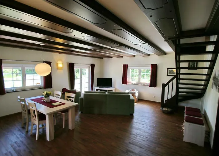 Gruene Farm - Ost Burg Kauper